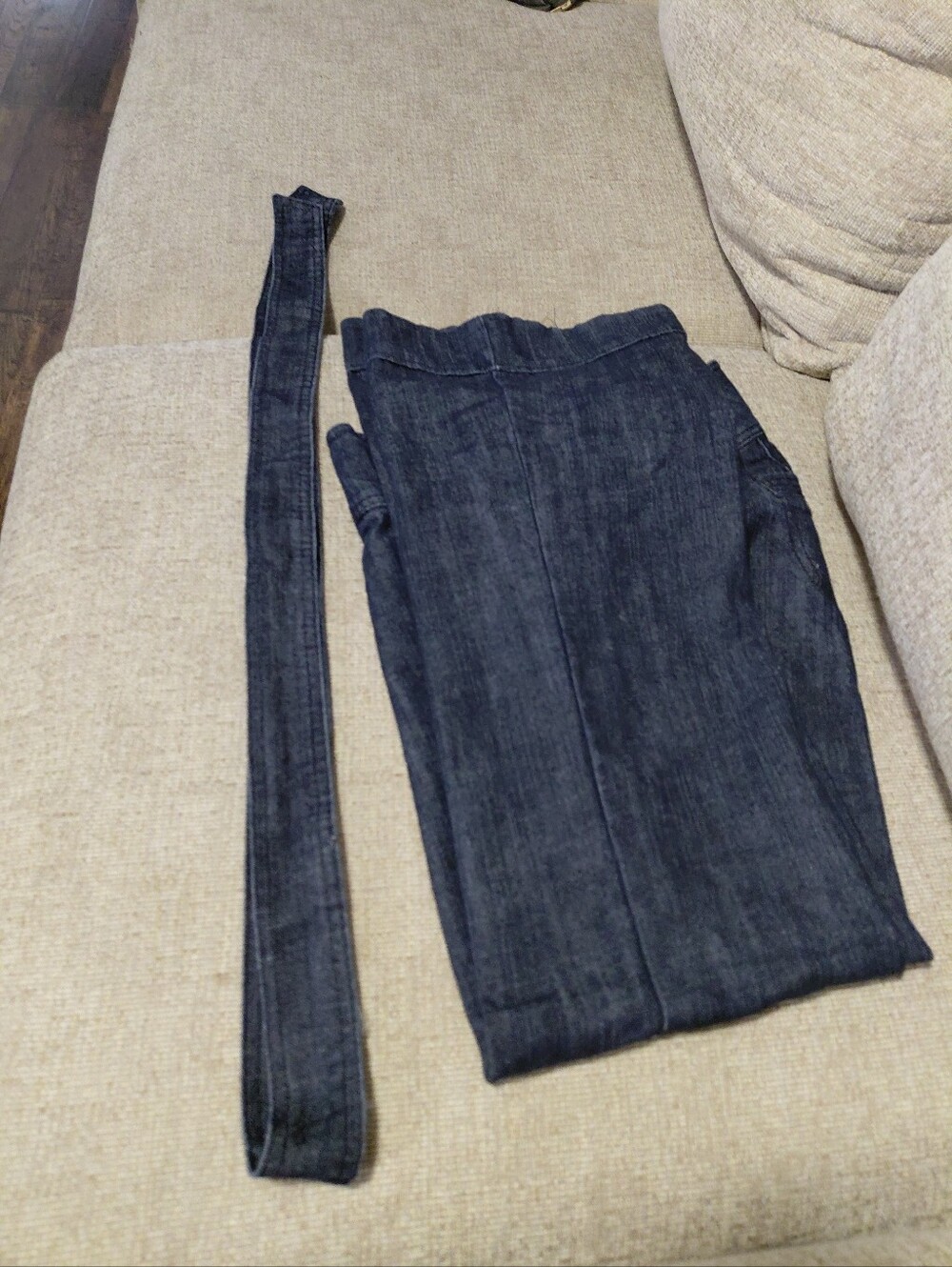 Jeans - Picture 5 of 5